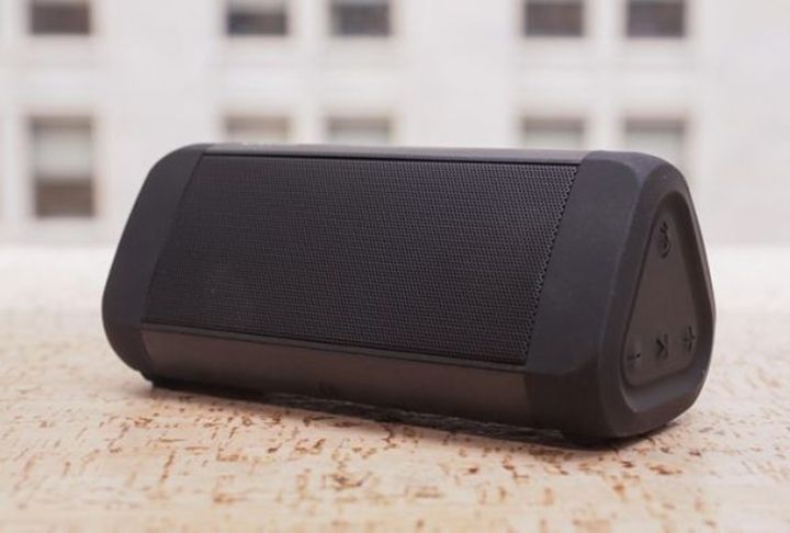 Speaker Bluetooth Waterproof Terbaik untuk Penggunaan Outdoor